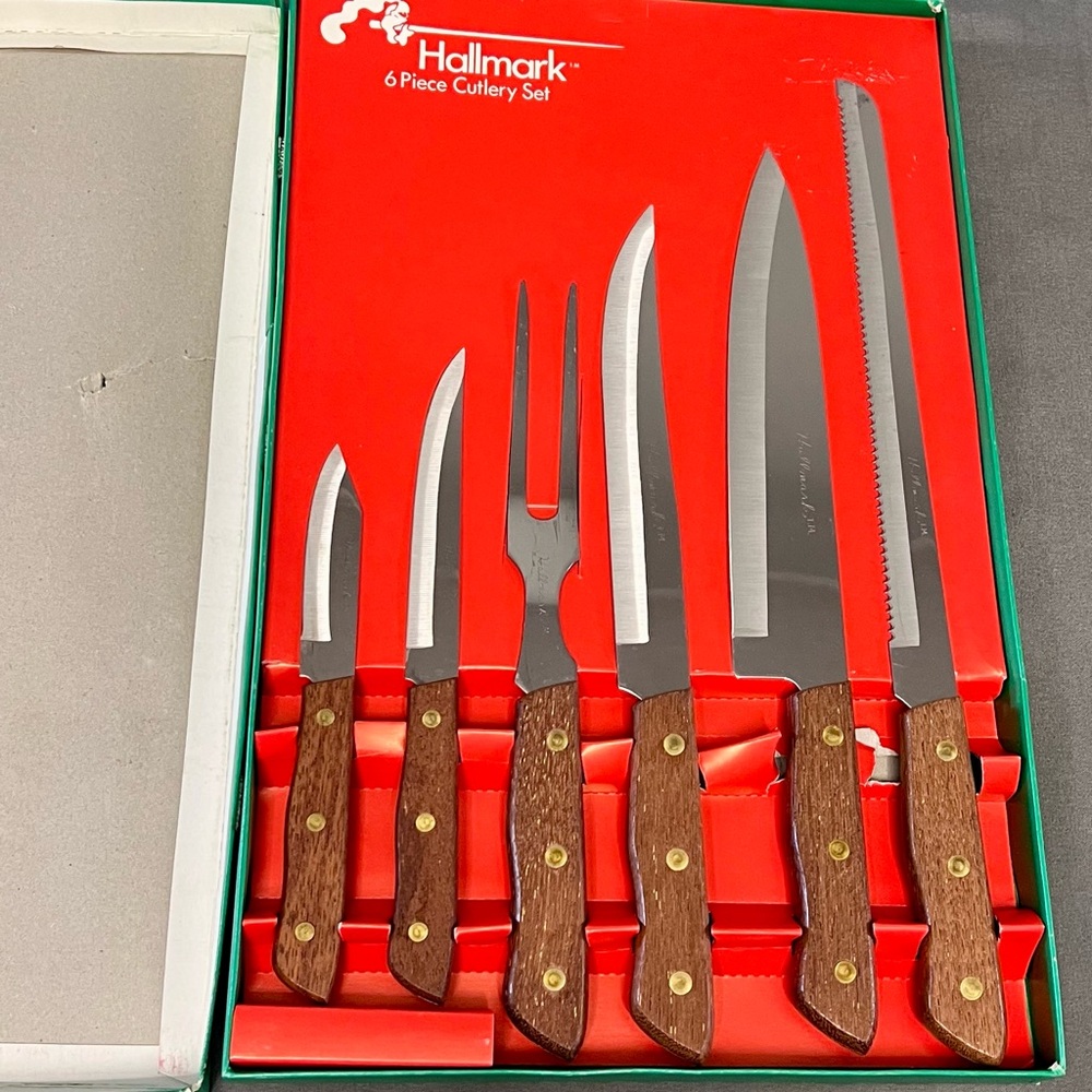 VTG Hallmark Stainless Steal 6 Piece Cutlery Set W/ Wooden Handles